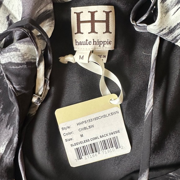 HAUTE HIPPIE 100% silk sleeveless cowl back onesie jumpsuit size Medium - NWT! - Picture 6 of 10